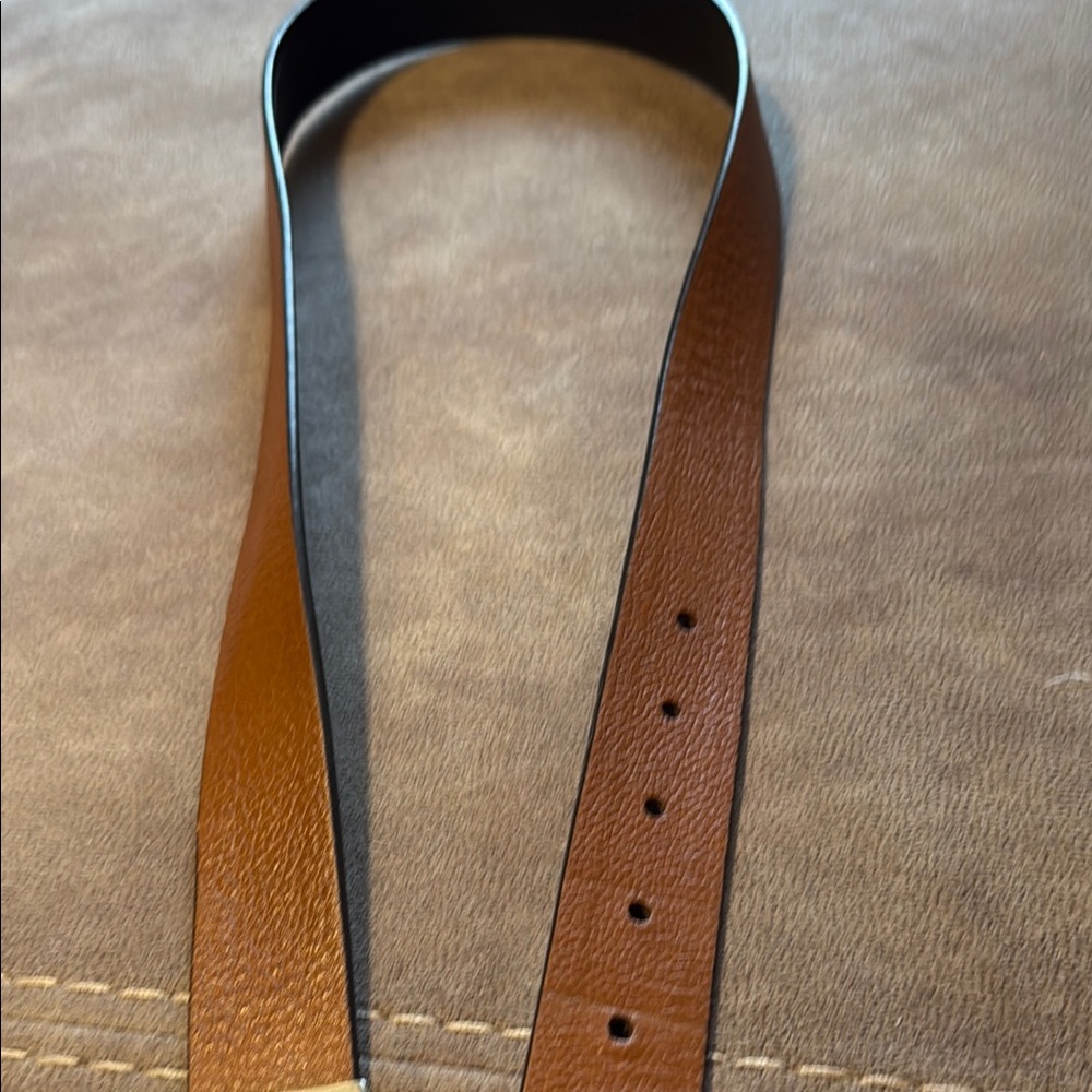 Rawlings Brown and  Black Size 34 Reversible Belt with Silver Buckle - Picture 4 of 9